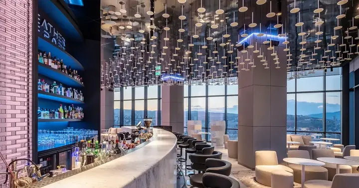Отель Pullman (Accor) и Sky Bar Weather Report